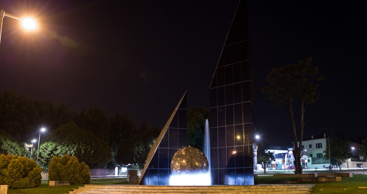 Monumento-ao-empresario-porto-urbiagua-3